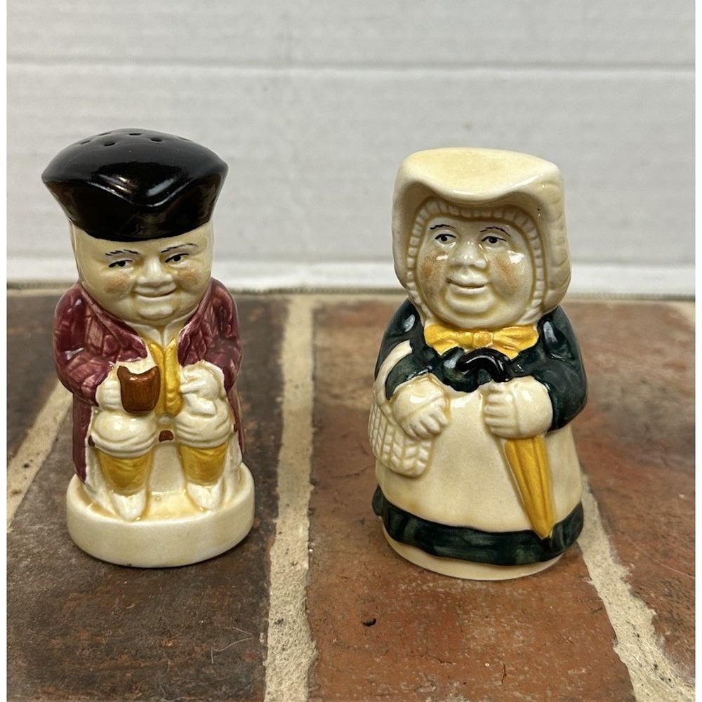 Vintage Philpot Toby Betsy Character Salt Pepper Shaker Tony Wood Marked England